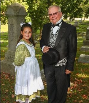 ‘Vintage Voices’ Celebrates 20 Years in Alton Cemetery