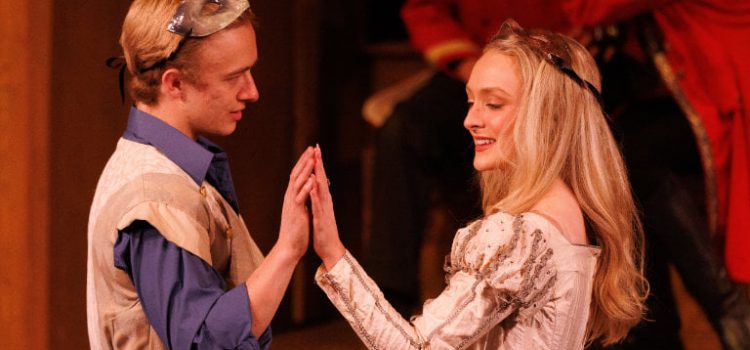 Young Lovers Burn Bright in Post-Modern ‘Romeo and Juliet’