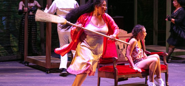 Nimble Ensemble Shines in Unconventional ‘The Rose Tattoo’