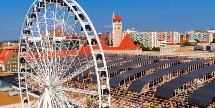 St Louis Wheel Celebrates Pujols’ 700th Home Run with $5 Rides