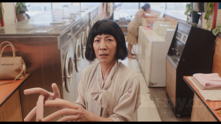 ‘Everything Everywhere All At Once’ Earns Five Awards, Including Best Film, from St Louis Film Critics Assn.