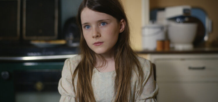 Heart-Tugging ‘The Quiet Girl’ Is a Beautiful Irish Film of Light and Love
